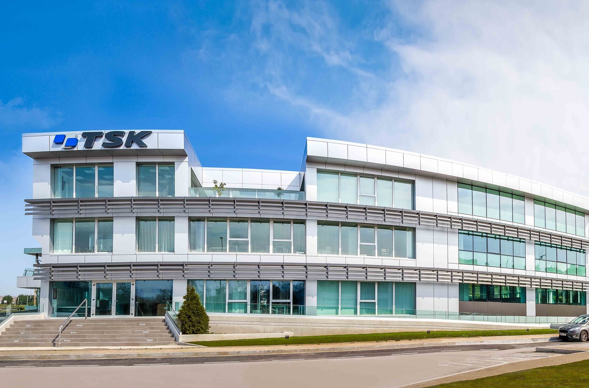 TSK ampliará capital y saldrá a bolsa, pero seguirá controlada por García Vallina