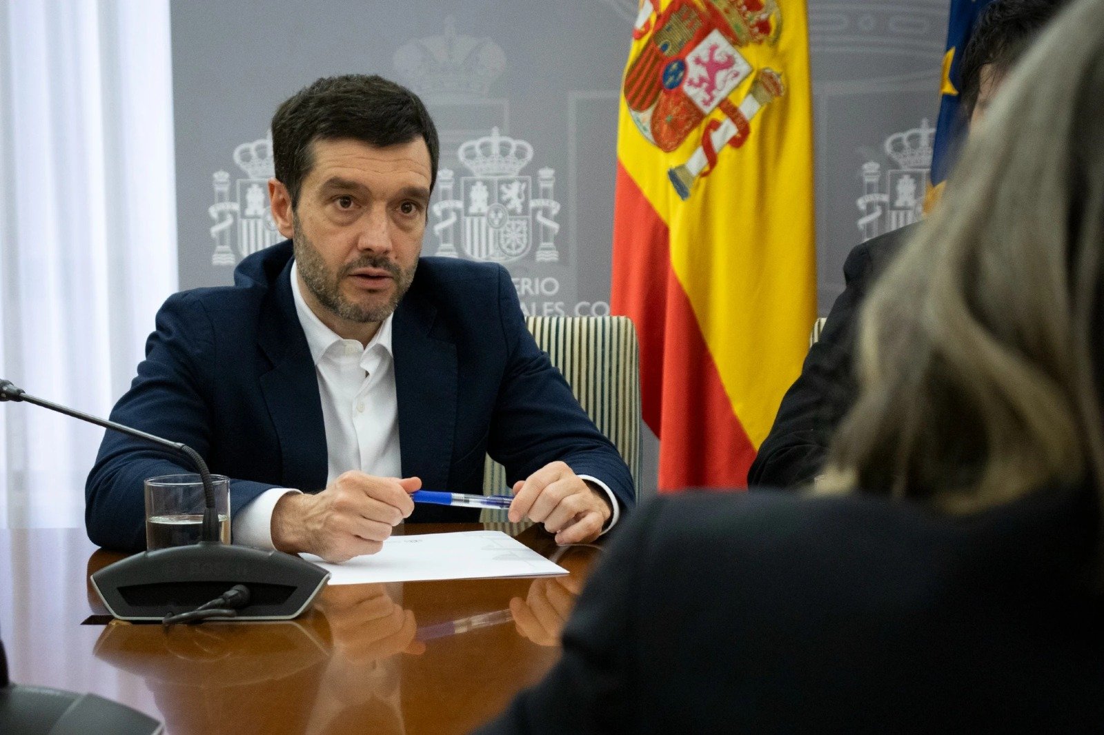 Vamos, el negocio es redondo para Bustinduy