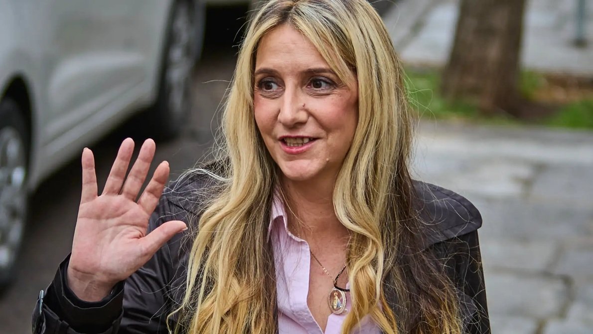 Claudia Montes ha referido que con el exministro Ábalos inició “una relación de amistad y una relación virtual. Me ayudó a culturizarme un poco en el tema de la política”