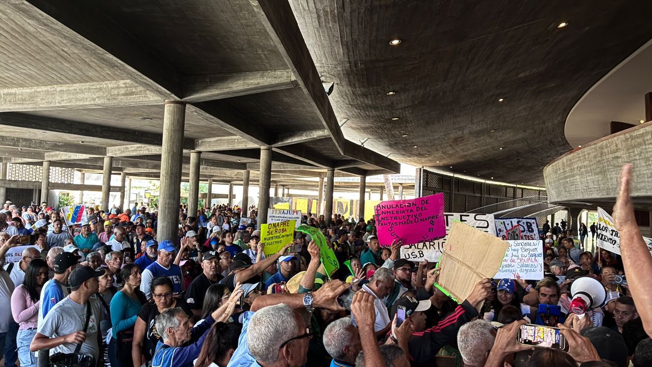 Los venezolanos quieren un cambio de régimen ya