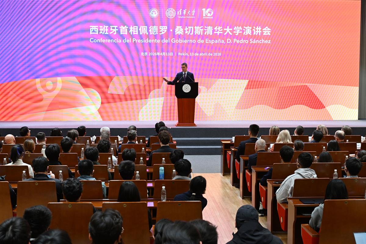 Sánchez ha dado hoy un discurso en la Universidad de Tsinghua, en Pekín