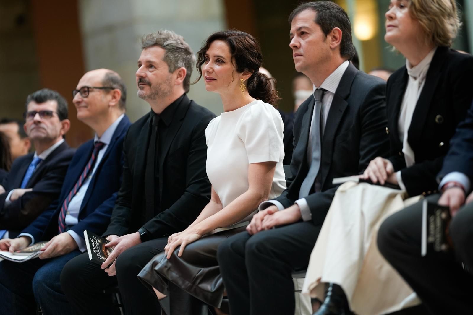 Lamentablemente la obsesión del presidente del Gobierno, Pedro Sánchez, sigue siendo la misma: la presidenta de la Comunidad de Madrid, Isabel Díaz Ayuso