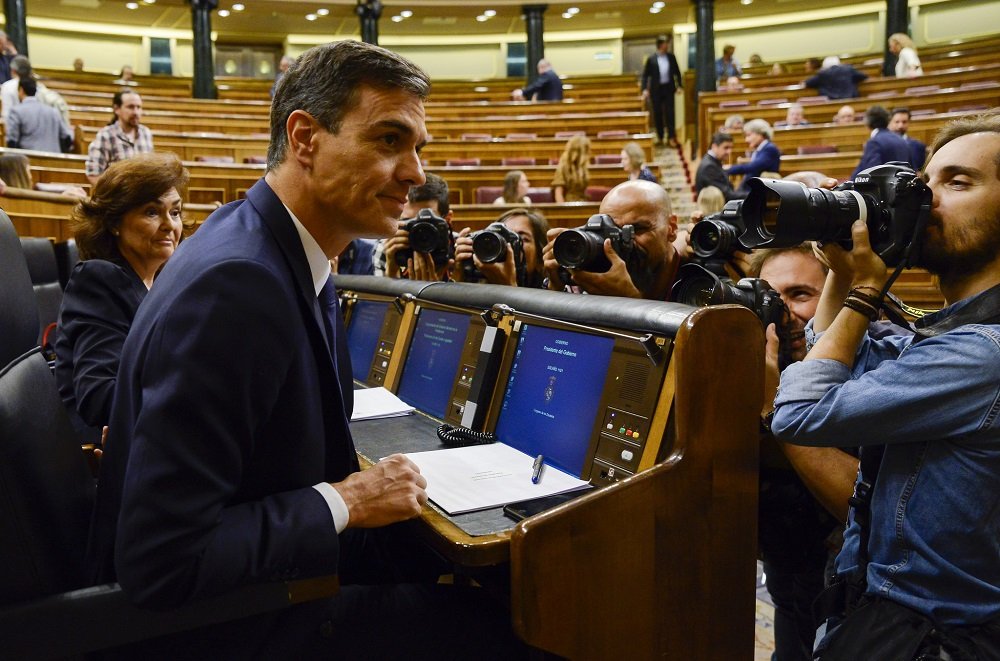 El Gobierno rectifica de nuevo. Pedro Sánchez ya lleva demasiados 'donde dije digo, digo Diego'... El Gobierno rectifica de nuevo. Pedro Sánchez ya lleva demasiados 'donde dije digo, digo Diego'...