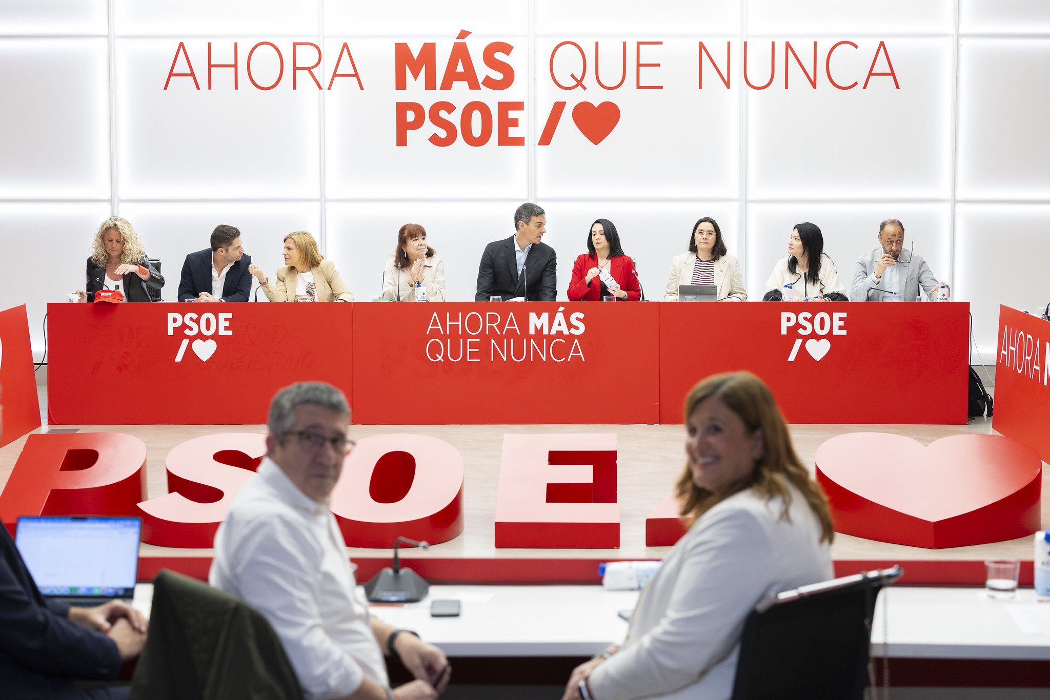 El PSOE ya no actúa como sujeto político con identidad propia sino como un instrumento adaptable a las necesidades de cada momento