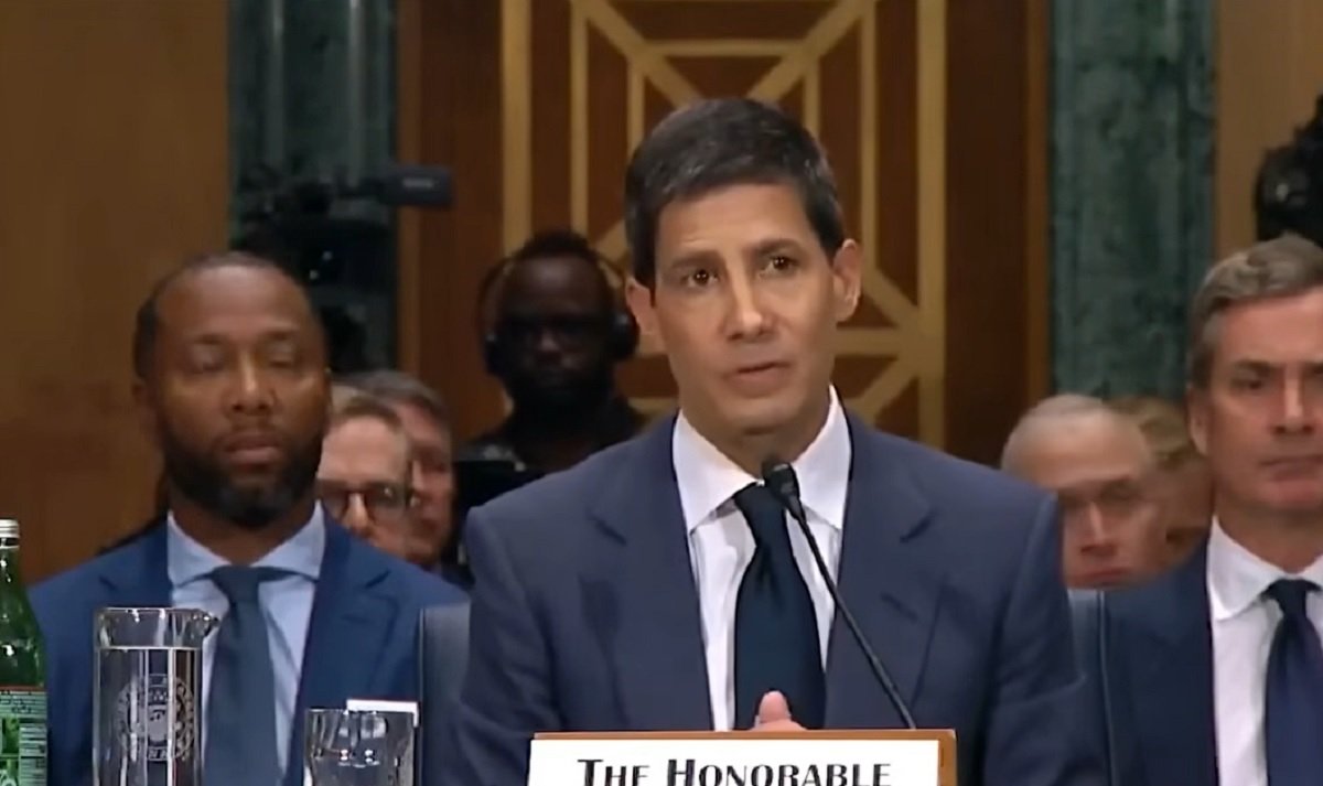 Kevin M. Warsh durante su intervención en el el Comité Bancario del Senado de Estados Unidos