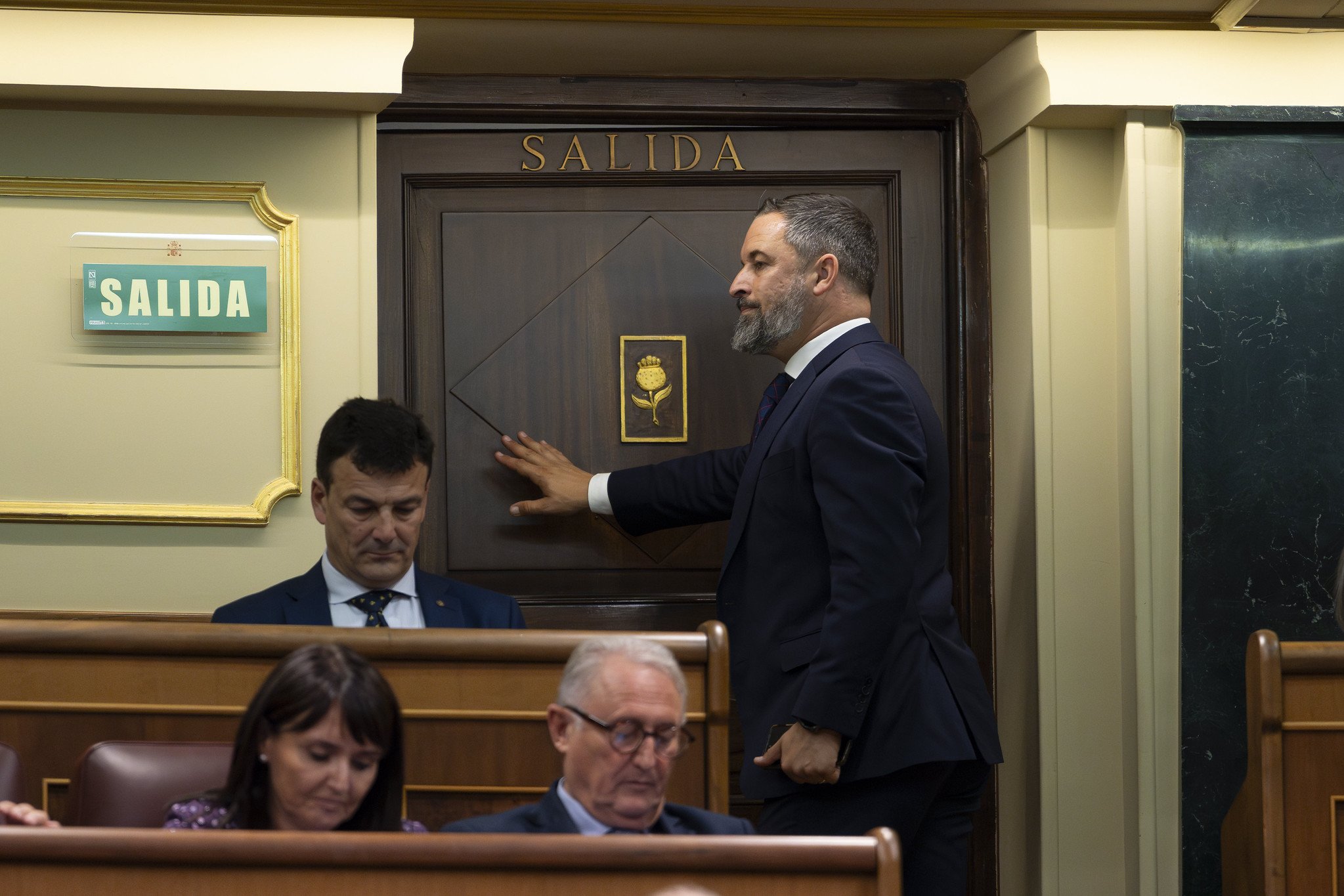 Vox está siguiendo la misma estrategia del PP, para su electorado el aborto como derecho suena fuerte, pero tampoco van a hacer nada para evitar la matanza del ser más indefenso, así, surge otra duda: Abascal, si eres igual que Feijóo, ¿para qué votar a Vox teniendo al PP? / Foto: Pablo Moreno