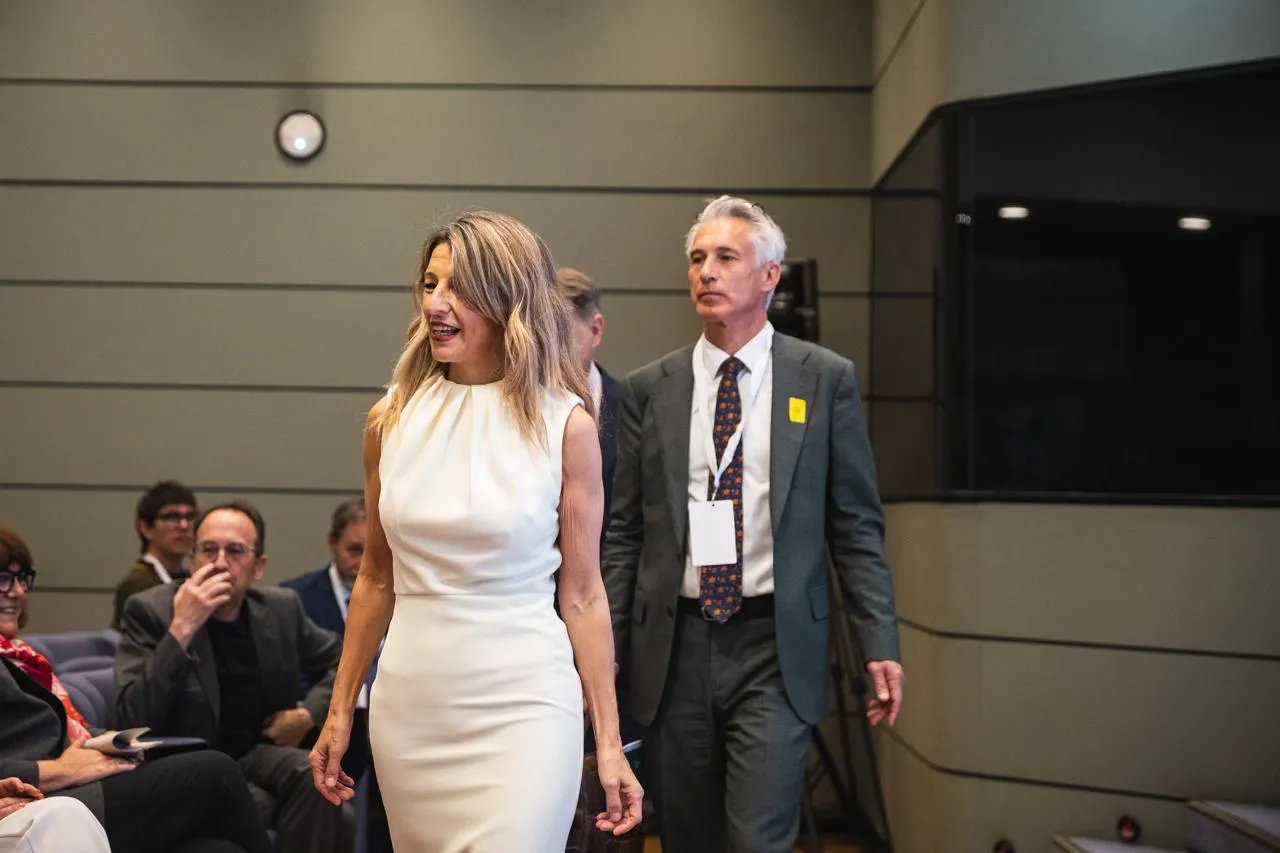 Ojo, no sean mal pensados, es una casualidad absoluta la desaparición de Yoli en RRSS y los datos desastrosos de esta EPA