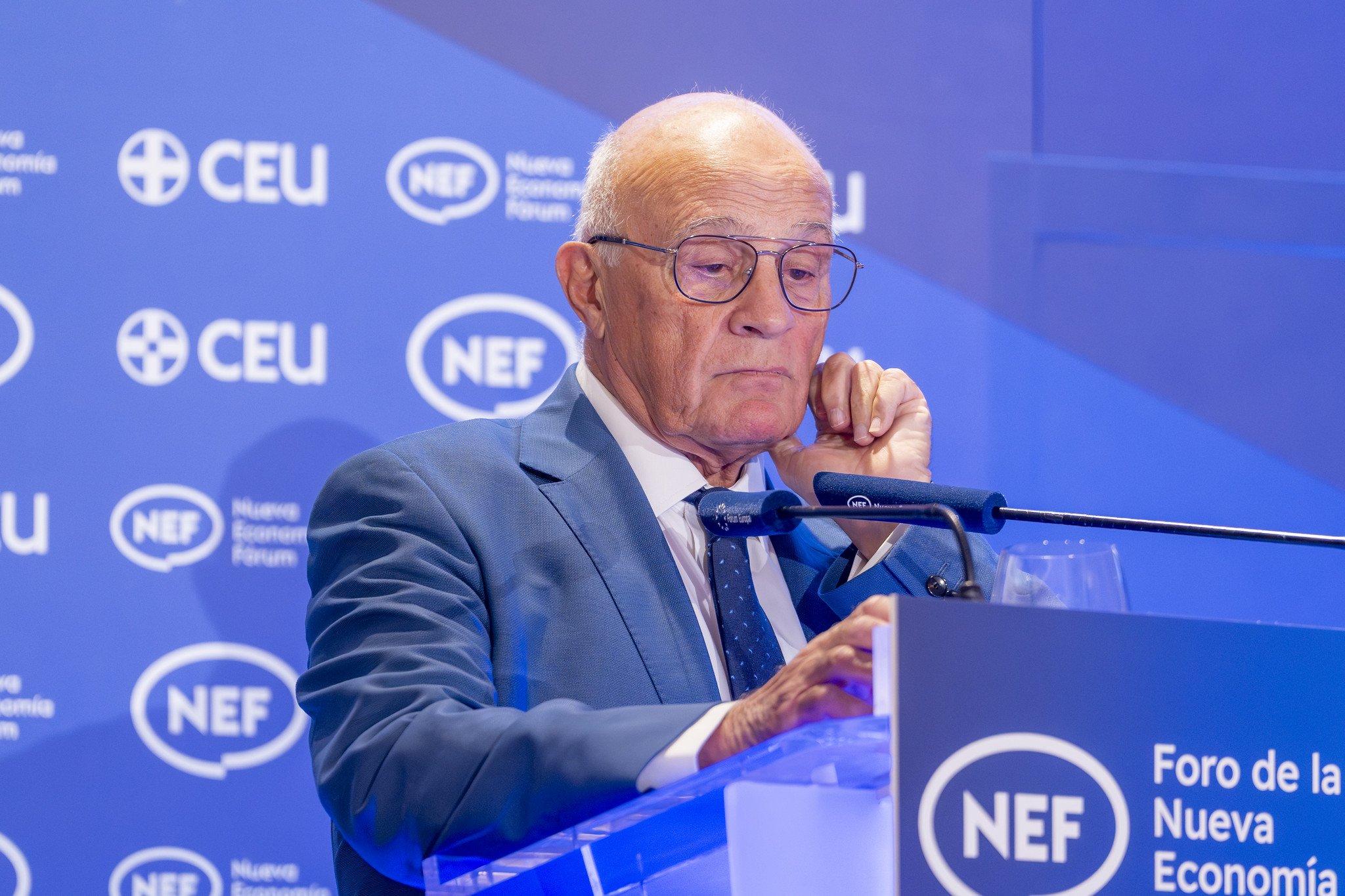 La pérdida de control y el impacto en el organigrama interno parece que no convencen a Oliu, que prefiere abandonar el barco / Foto: Pablo Moreno