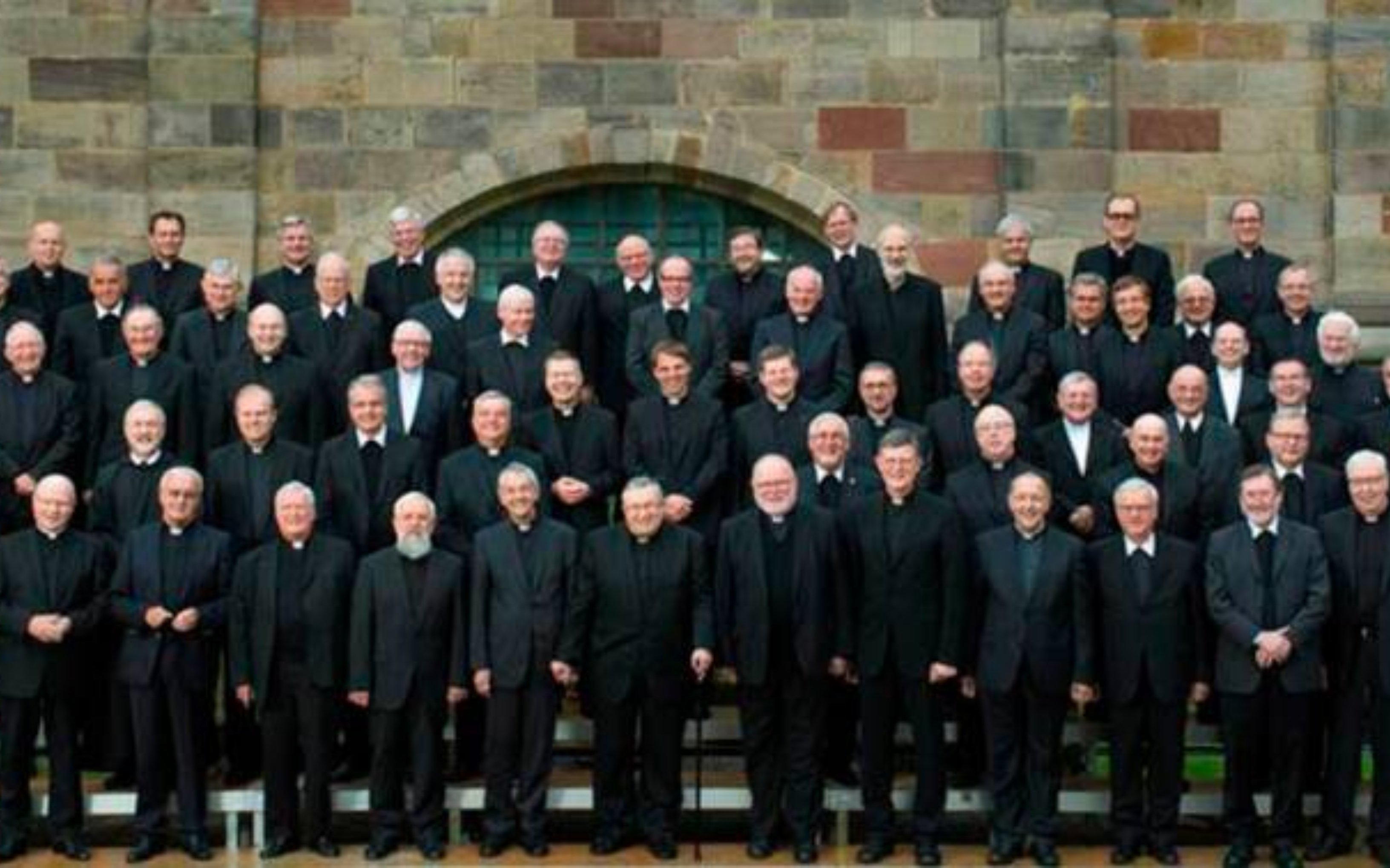 Roma a los obispos alemanes  no se bendicen matrimonios homosexuales