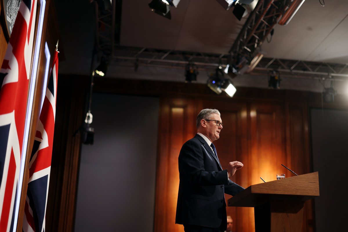 El primer ministro del Reino Unido, Keir Starmer, no piensa dimitir