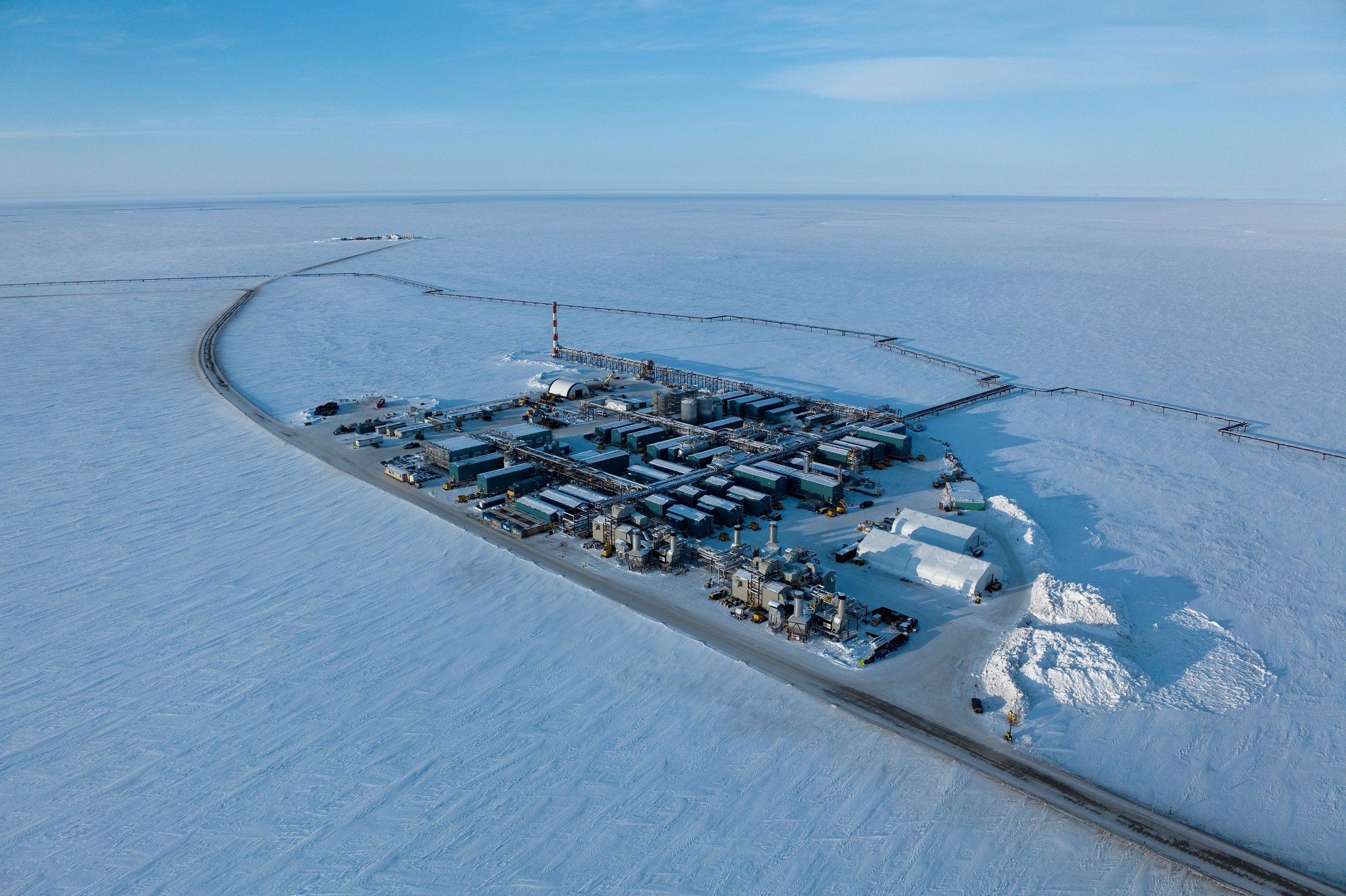 El CEO de Repsol, Josu Jon Imaz, destaca que “la entrada en producción de Pikka contribuirá de forma decisiva a revitalizar la producción petrolera de Alaska tras décadas de declive y consolidará al proyecto como un importante centro de producción en la zona” El CEO de Repsol, Josu Jon Imaz, destaca que “la entrada en producción de Pikka contribuirá de forma decisiva a revitalizar la producción petrolera de Alaska tras décadas de declive y consolidará al proyecto como un importante centro de producción en la zona”