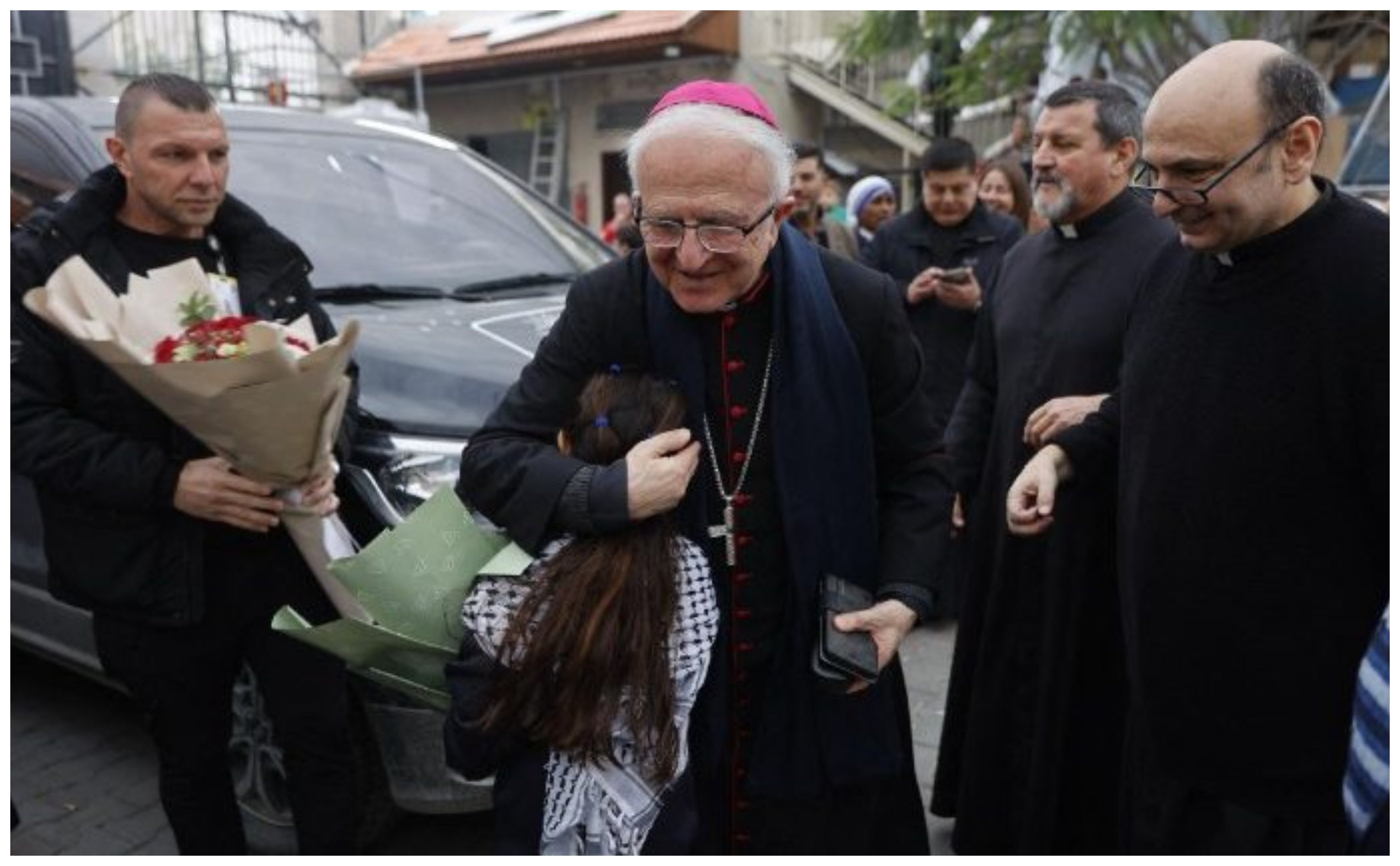 El arzobispo William Shomali, Vicario General del Patriarcado Latino de Jerusalén, visita Gaza / Foto: Vatican News