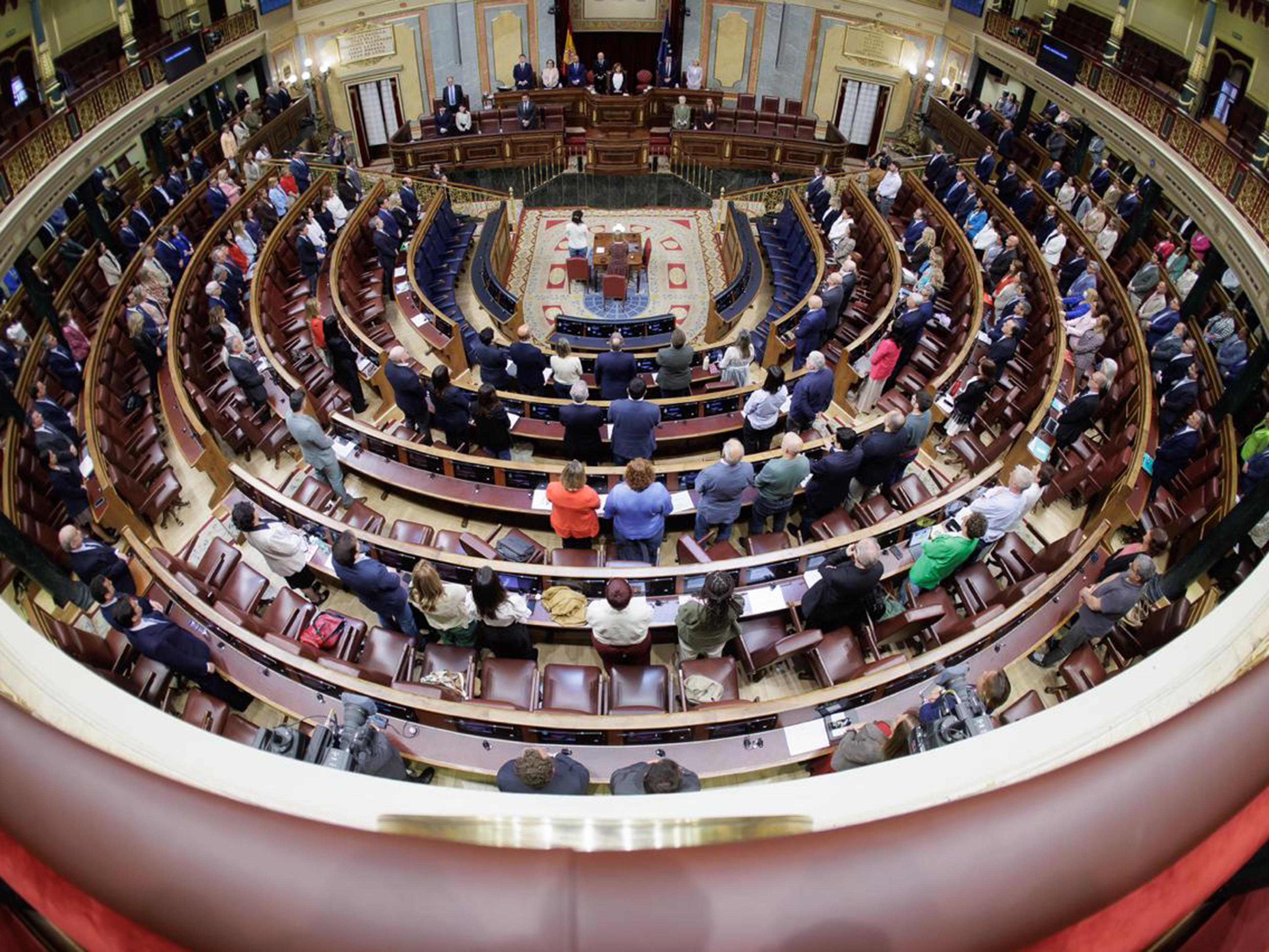 El Congreso de los Diputados de España, convertido jaula de grillos