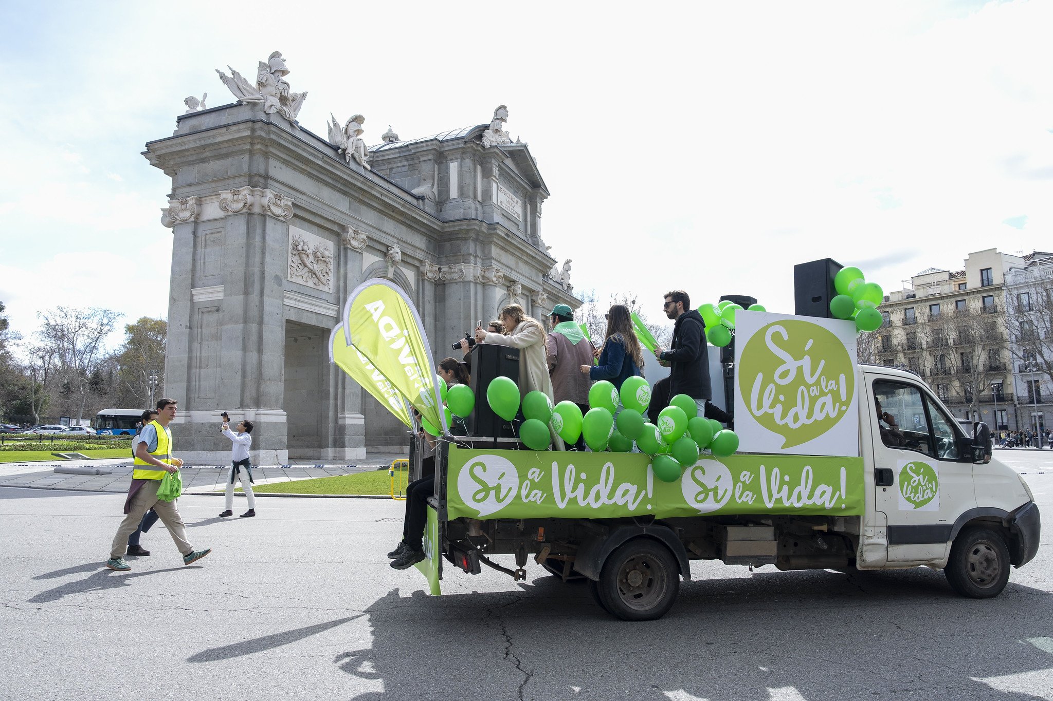 La cabecera de la Marcha, presidida por representantes de algunas de las organizaciones que integran la Plataforma Sí la Vida, ha recorrido el centro de Madrid seguida por miles de personas / Foto: Pablo Moreno