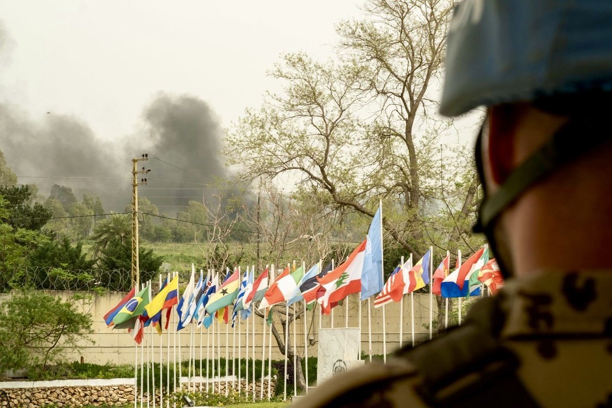 Un casco azul de la misión UNIFIL