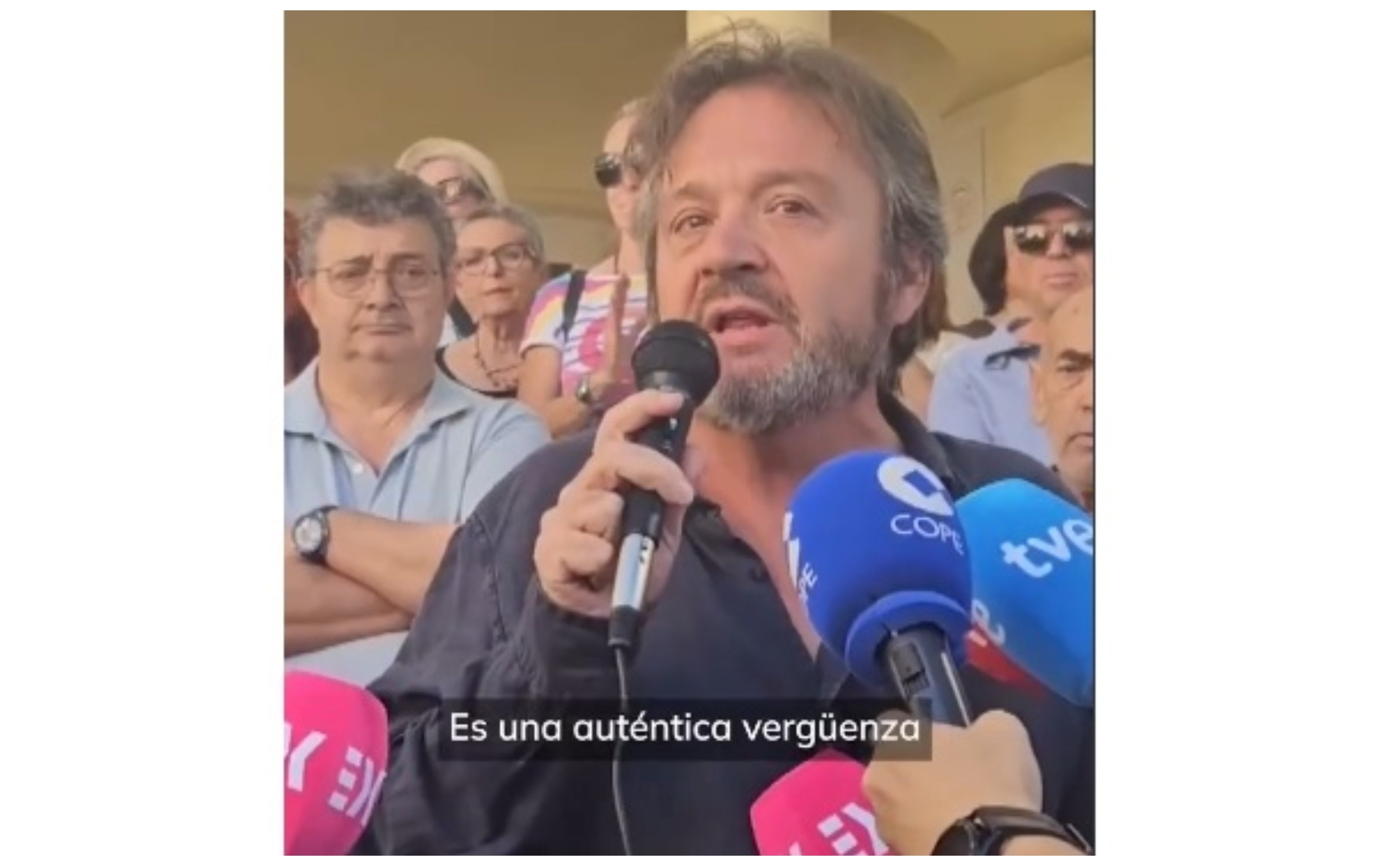 "No es caridad, es hacer mi trabajo, por el que me pagan y por el que todos vosotros pagáis impuestos"