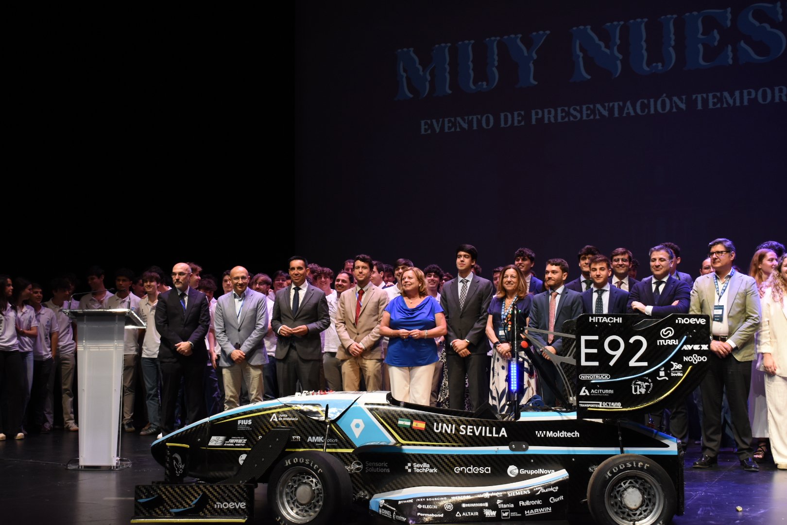 Moeve apuesta por la innovación y el talento joven colaborando con ARUS Andalucía Racing Team de Fórmula Student Moeve apuesta por la innovación y el talento joven colaborando con ARUS Andalucía Racing Team de Fórmula Student