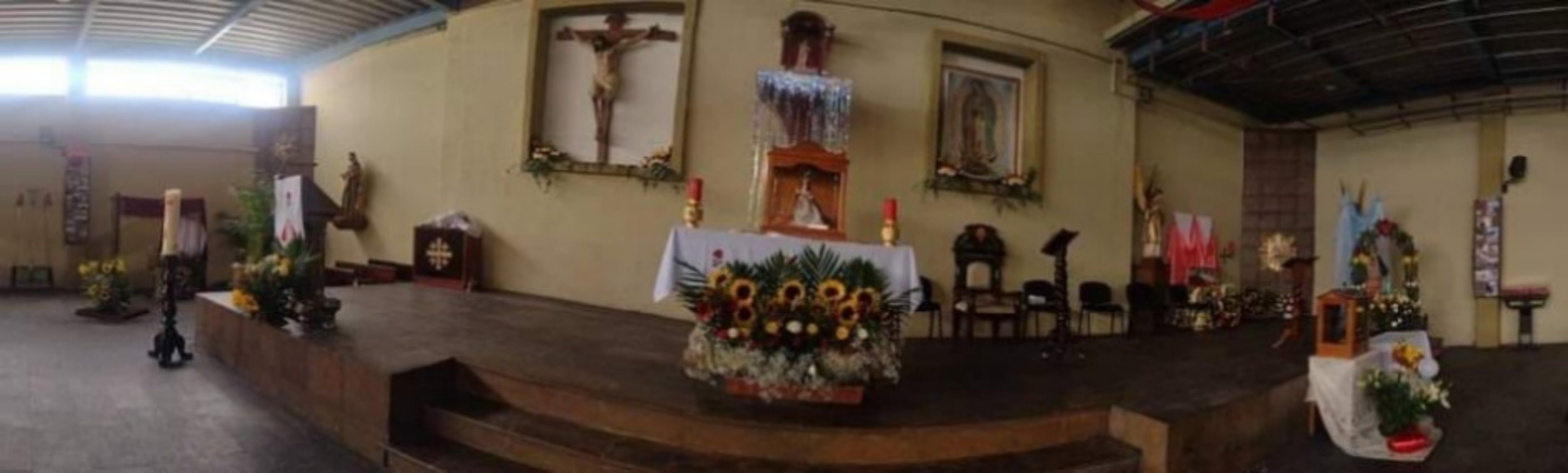 Iglesia del Santo Niño de la Salud y capilla dedicada a Nuestra Señora de los Dolores