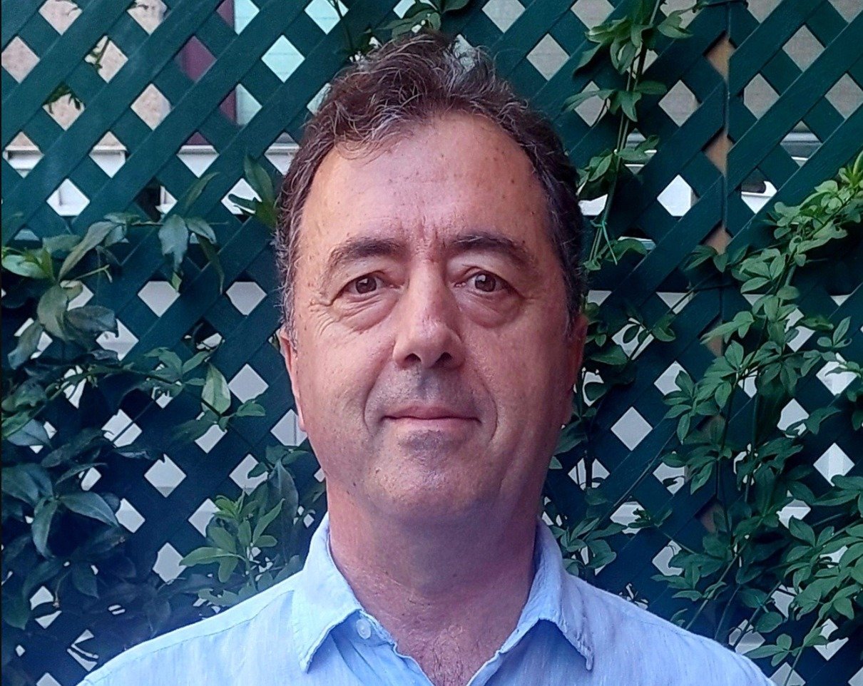 Luis Ayala tiene una gran tarea por delante: recristianizar Cáritas española. Por su historial, no parece el más indicado pero no perdamos la esperanza