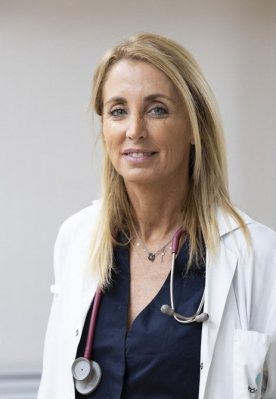 La doctora Arancha Alonso, jefa asociada del Servicio de Hematología del Hospital Universitario Ruber Juan Bravo, perteneciente al grupo Quirónsalud