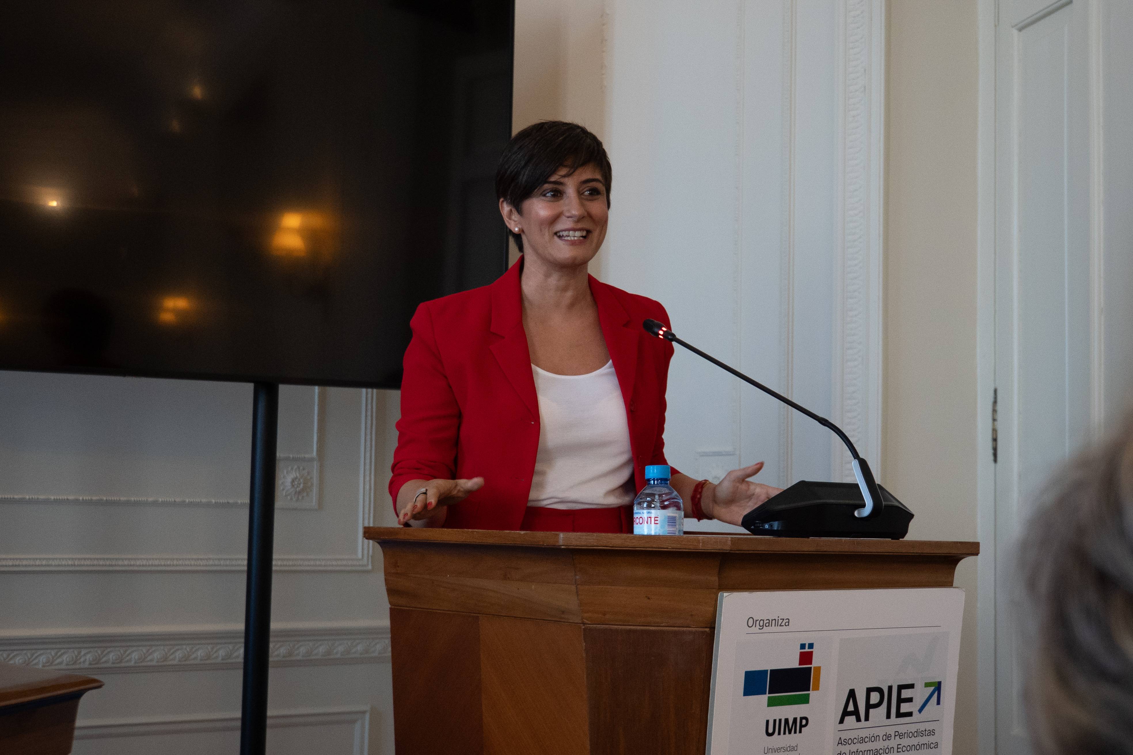 Según Isabel Rodríguez, con cargo de ministro de Vivienda, su Ley de Vivienda es todo un éxito, aunque la realidad es distinta