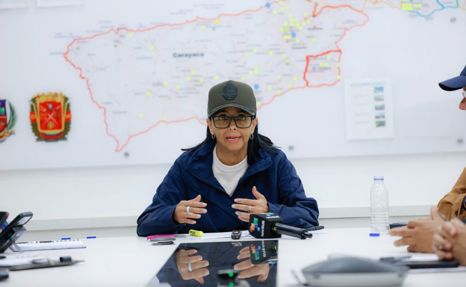 En ese terrible contexto de desolación, la dictadura chavista -liderada ahora por Delcy Rodríguez- no ha dado el do de pecho, según están denunciando los propios venezolanos
