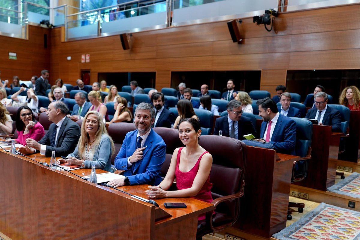A Ayuso hay que felicitarla por esta iniciativa, pero recordarle que esos mismos derechos operan a la hora de acabar con el concebido y no nacido