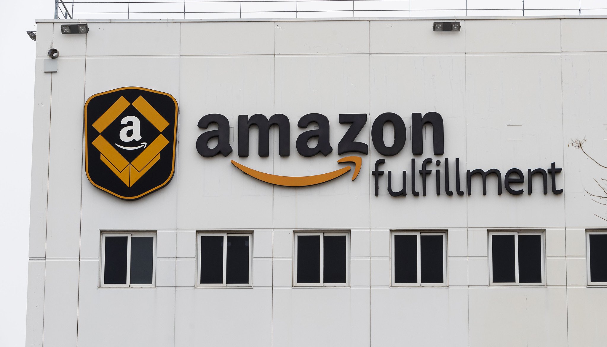 Amazon Spain Fulfillment (la filial de centros logísticos) es la filial que más ingresos aporta al gigante estadounidense de comercio electrónico / Foto: Pablo Moreno
