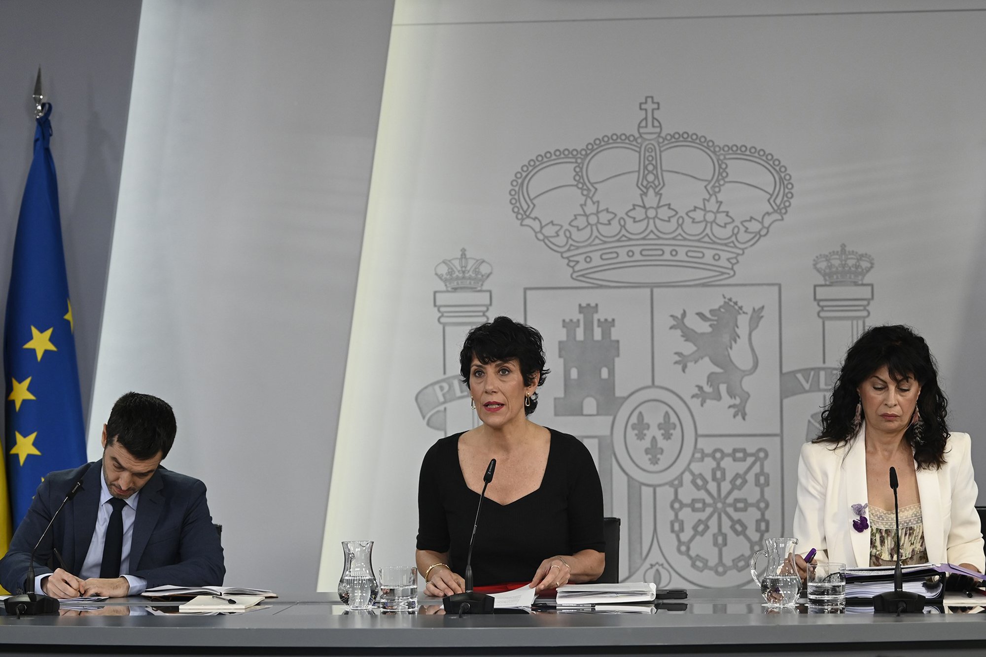 Consejo de Ministros-Congreso. Bustinduy: más dinero para la dependencia... ni un euro para la maternidad