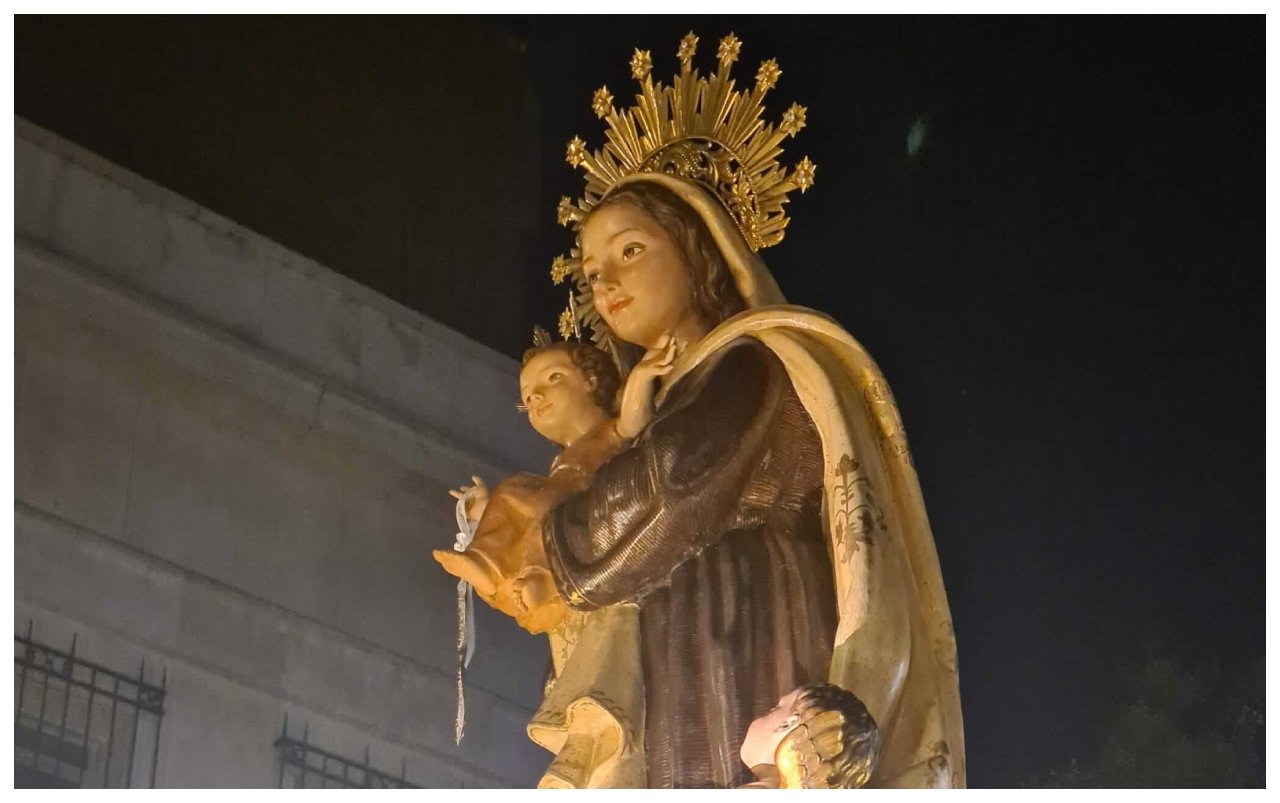 Virgen del Carmen: hoy se celebra la advocación mariana más sentida en España: patrona del Escapulario, de los carmelitas, de los marineros, del madrileño barrio de Chamberí... Virgen del Carmen: hoy se celebra la advocación mariana más sentida en España: patrona del Escapulario, de los carmelitas, de los marineros, del madrileño barrio de Chamberí...