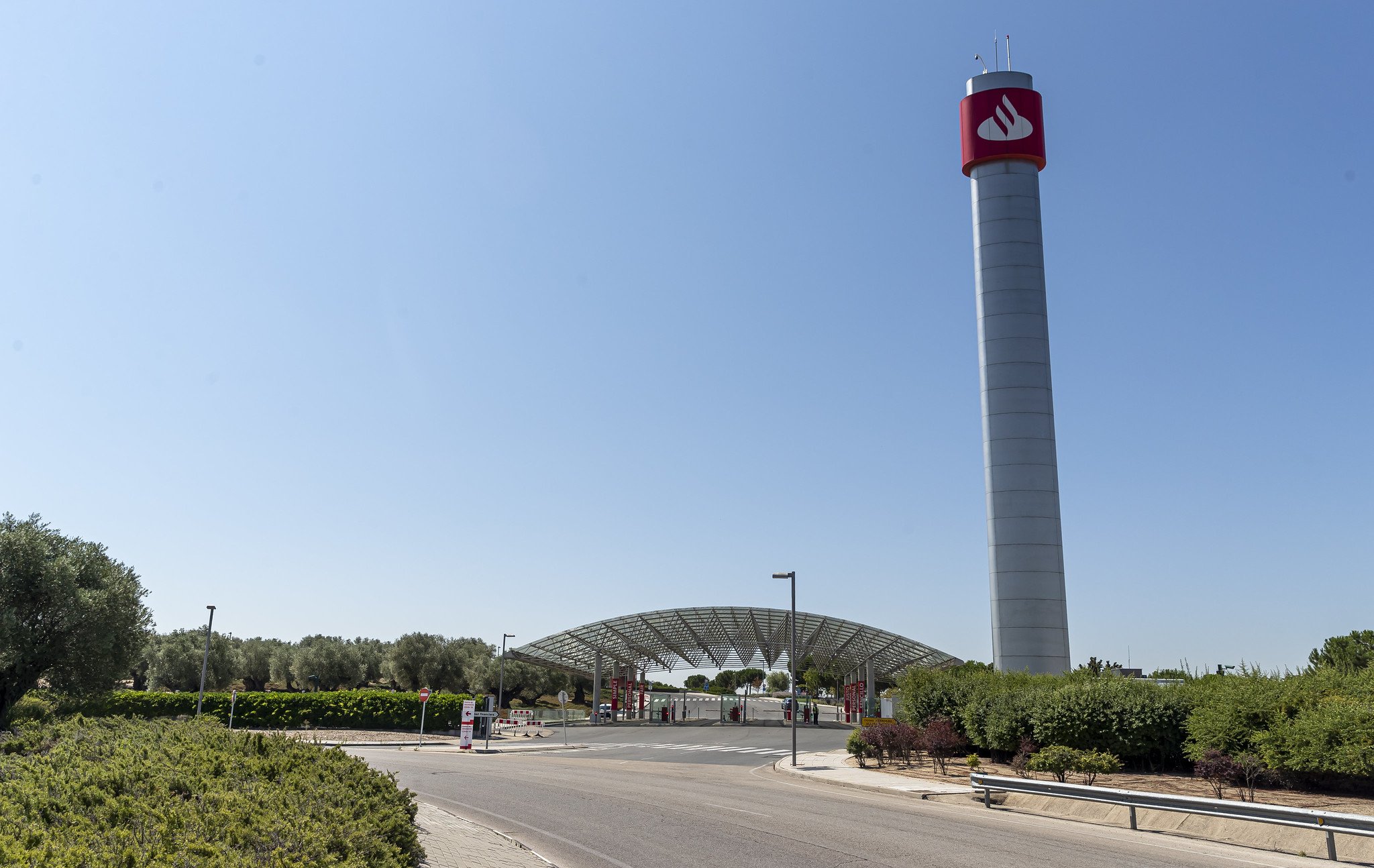 Ciudad financiera del Banco Santander, en Boadilla del Monte, Madrid / Foto: Pablo Moreno