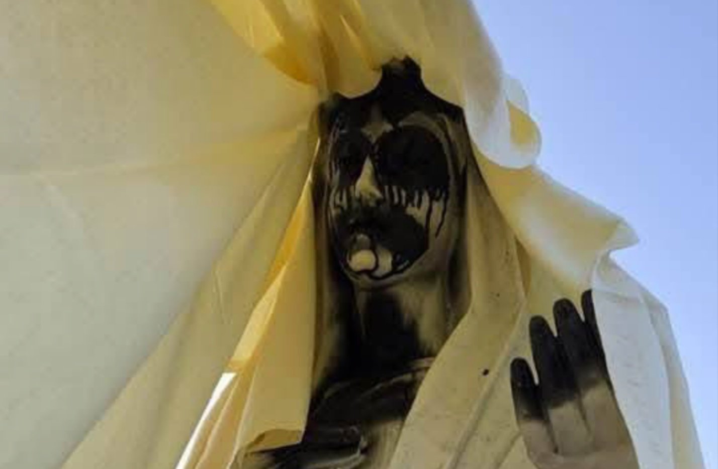 Imagen de la Virgen atacada en Medjugorje