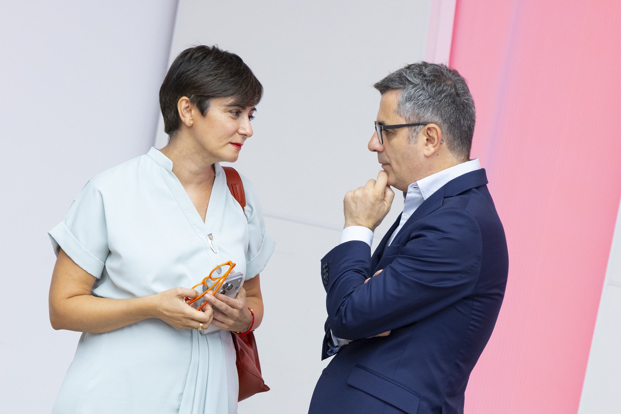 Es lo que llamamos 'la magia de la Ley de Vivienda', de Isabel Rodríguez: las compraventas caen y los precios se disparan