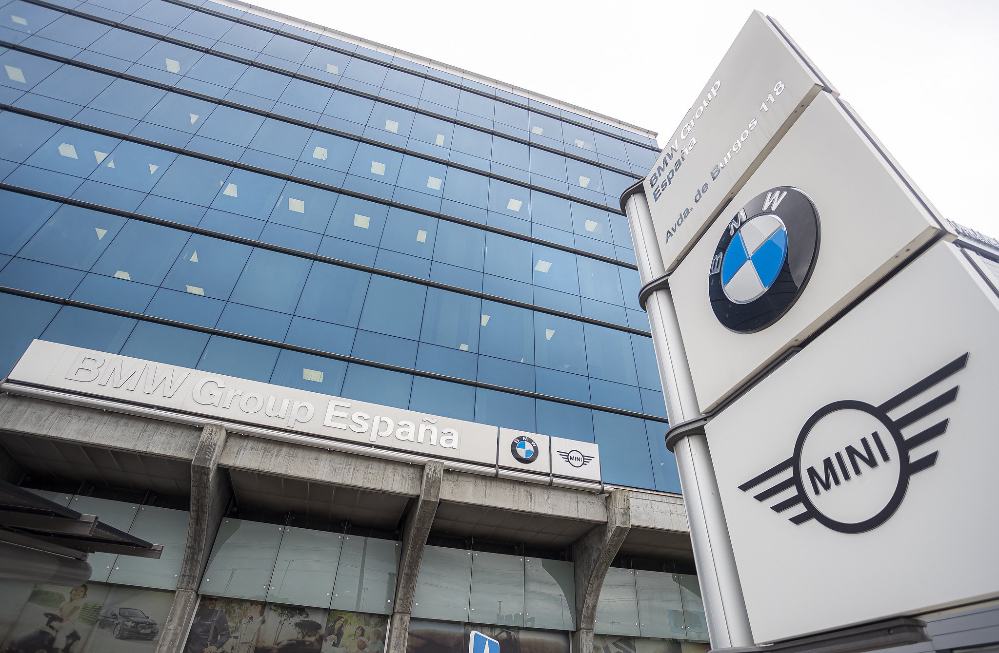 BMW continuará sin fabricar nada en España, donde sólo vende y alquila coches y motos / Foto: Pablo Moreno