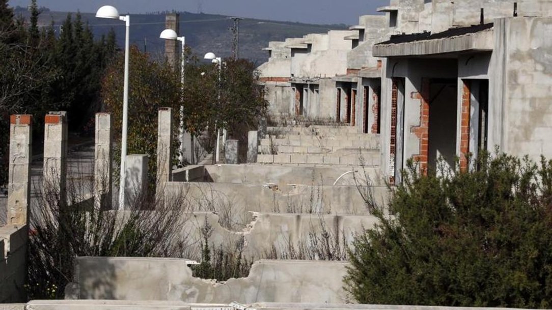 El Estado ha dejado que pase el tiempo, que se malpierdan los inmuebles, que sean okupados y que lo que era un impago se convierta en una ruina, mientras el coste para el conjunto de los españoles se dispara