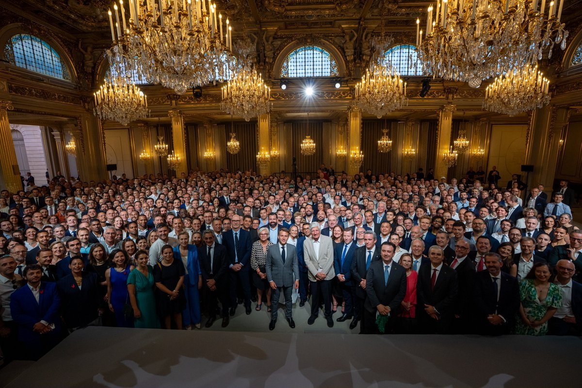 Macron se ha empeñado en situar a Francia a la vanguardia de la cultura de la muerte