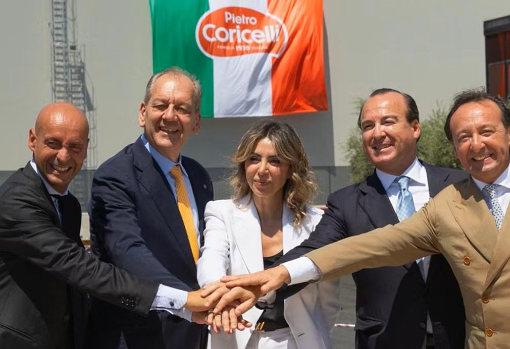 La empresa familiar italiana Coricelli quiere hacerse con Deoleo y ya hasta presume de ser más española que italiana. ¡Prrrr!