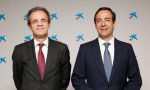 Jordi Gual, presidente de CaixaBank y Gonzalo Gortázar, consejero delegado