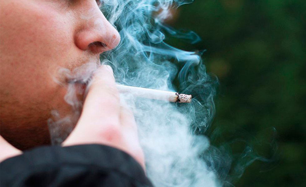 Fumar ya casi es un delito... Fumar ya casi es un delito...