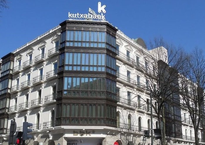 Kutxabank. El margen de explotación continúa a la baja Kutxabank. El margen de explotación continúa a la baja