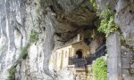 La Santa Cueva de Covadonga