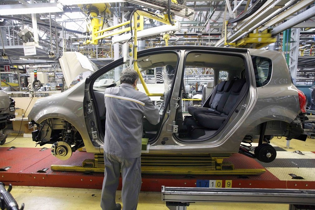 La exportación de vehículos españoles cae un 3,3% en marzo