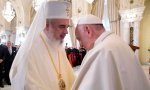 El Papa Francisco con el Patriarca de la Iglesia Ortodoxa rumana, Daniel III