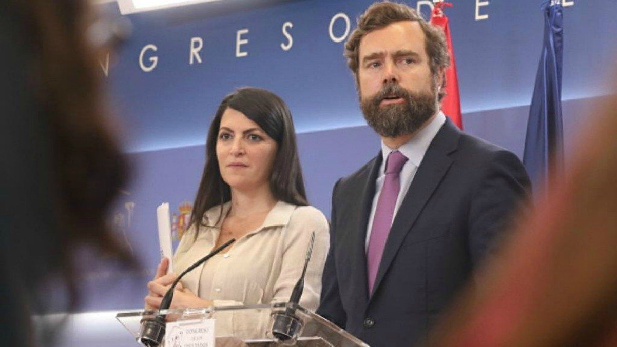 Vox abre una campaña para ayudar al joven que defendió a una mujer de un robo con violencia Vox abre una campaña para ayudar al joven que defendió a una mujer de un robo con violencia