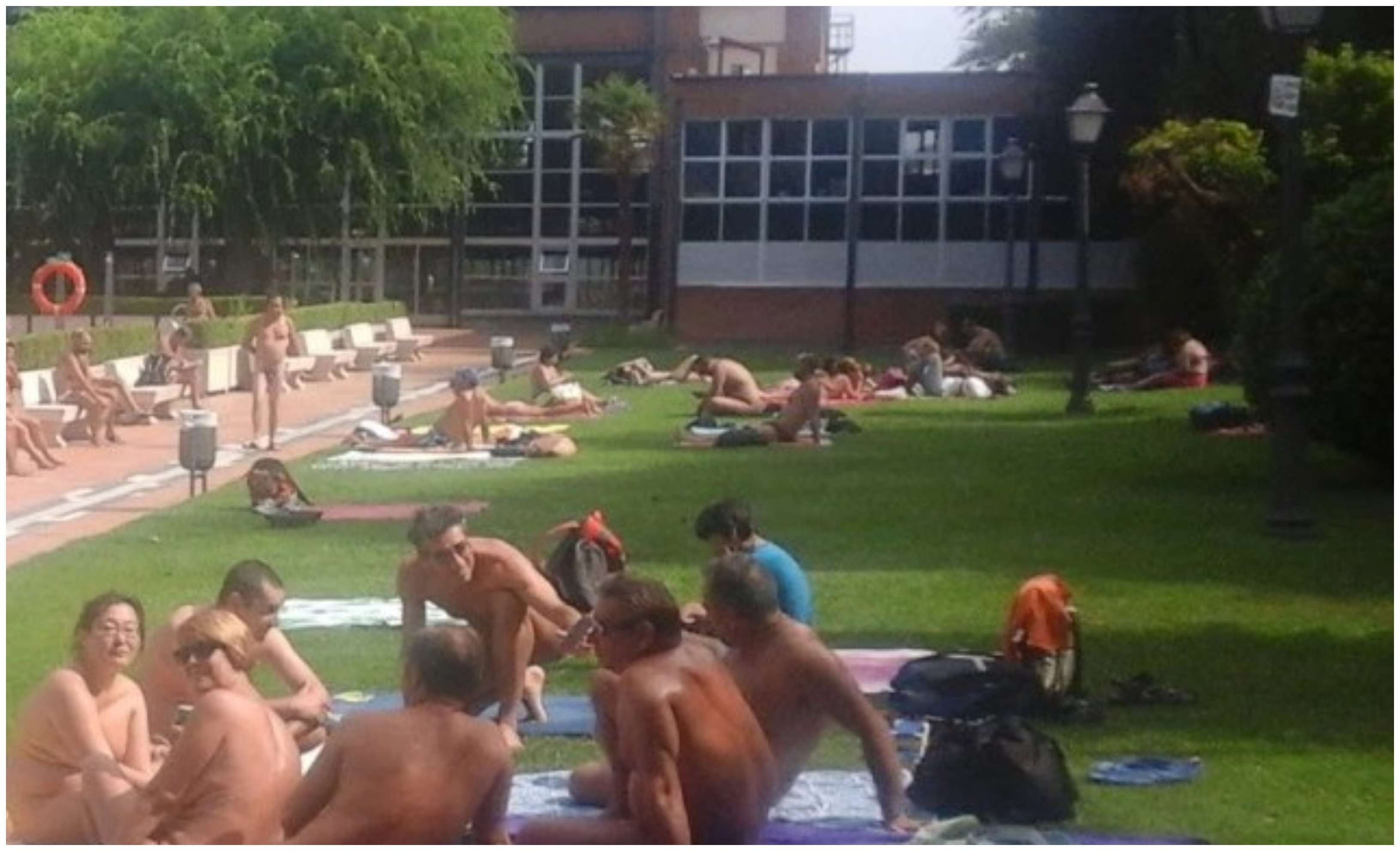 'Día sin bañador' 'Día sin bañador'