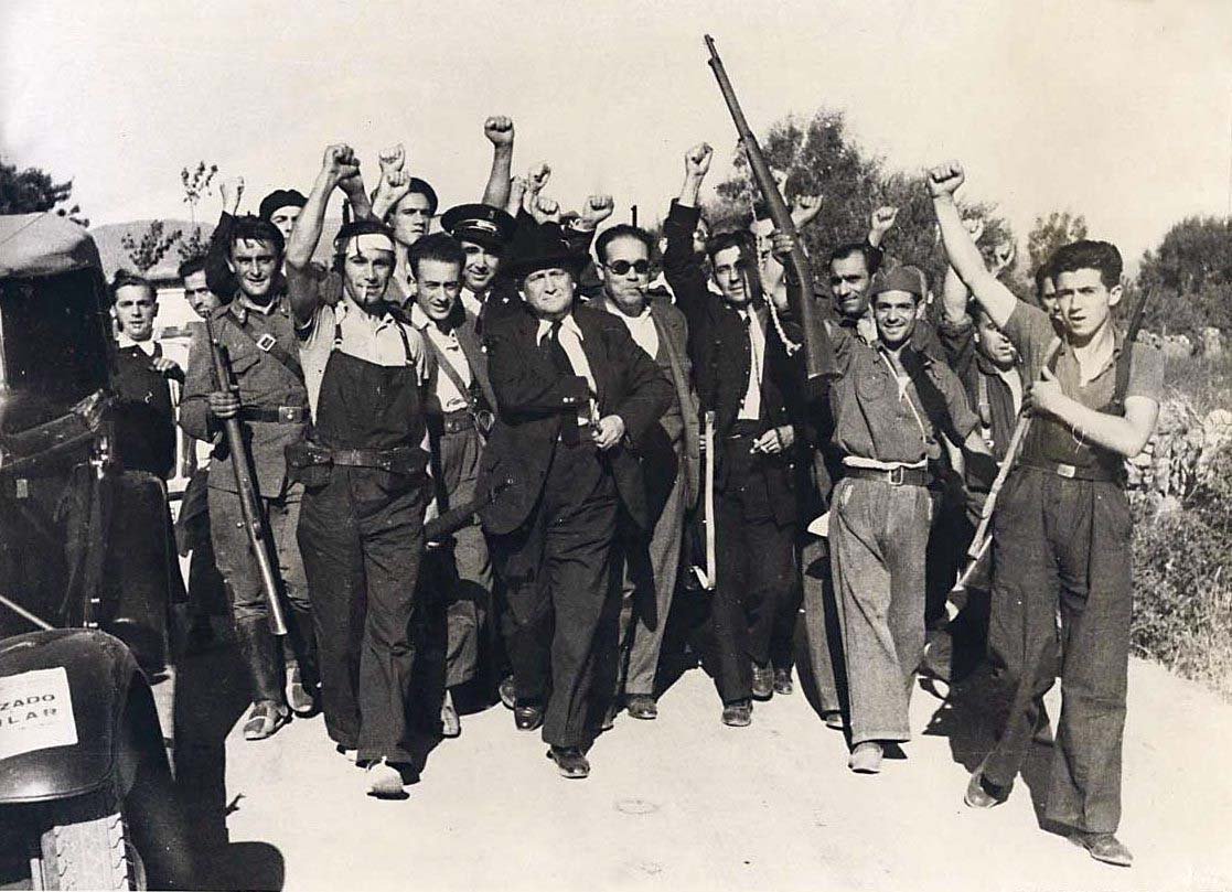 Barbastro y 28 de agosto de 1936. Un día como hoy, hace 86 años, fue exterminada casi al completo la comunidad de benedictinos de El Pueyo (Barbastro, Huesca) Barbastro y 28 de agosto de 1936. Un día como hoy, hace 86 años, fue exterminada casi al completo la comunidad de benedictinos de El Pueyo (Barbastro, Huesca)