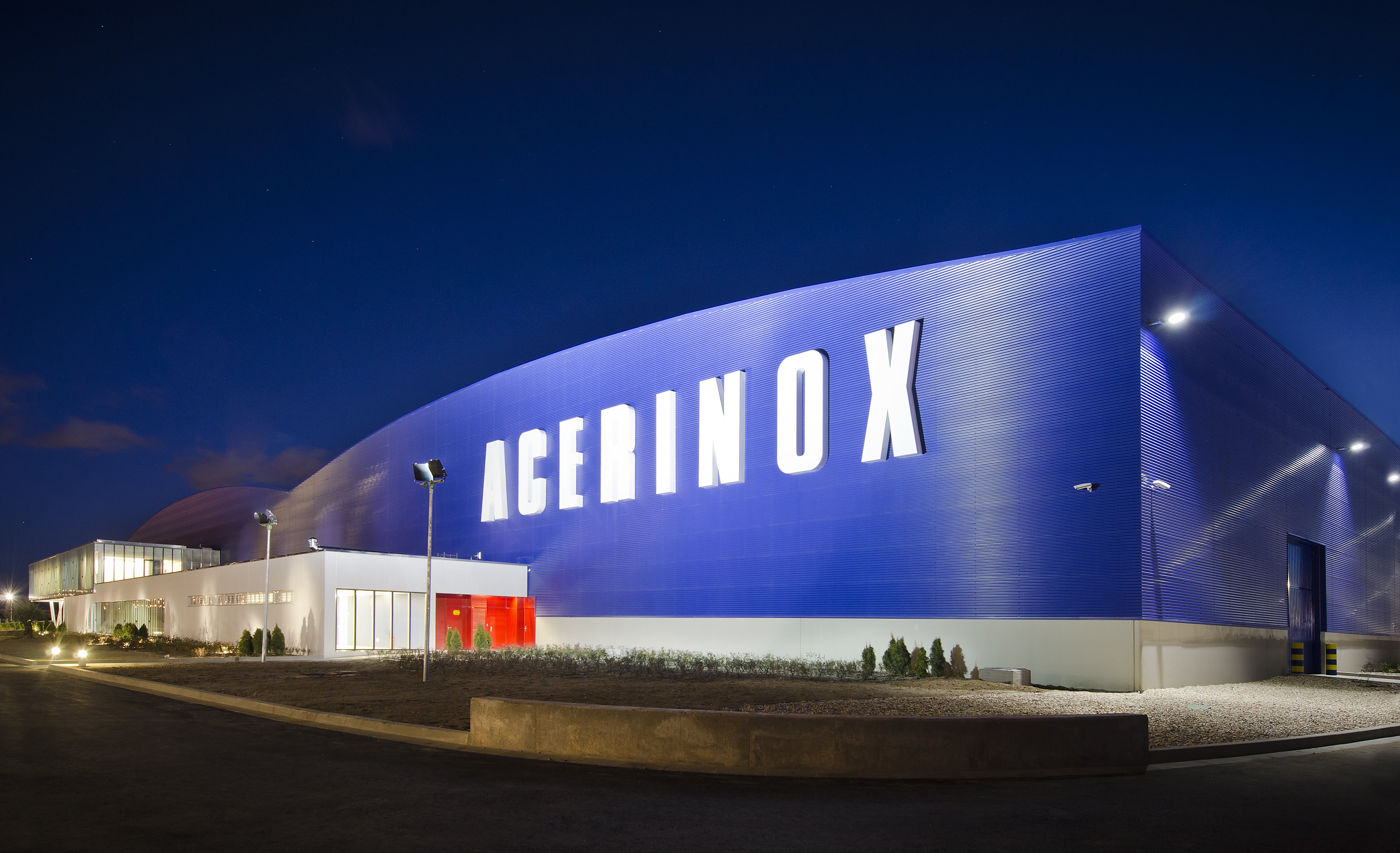 Acerinox gana un 49% menos hasta septiembre: es imposible competir con China Acerinox gana un 49% menos hasta septiembre: es imposible competir con China