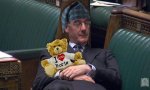 El mundo disfrutó de la siesta del conservador Jacob Rees-Mogg en el Parlamento de Londres y, de paso, creó algún que otro meme