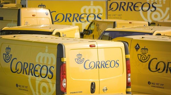Correos, entre la espada y la pared: la patronal de paquetería presiona a Bruselas para que investigue también sus privilegios