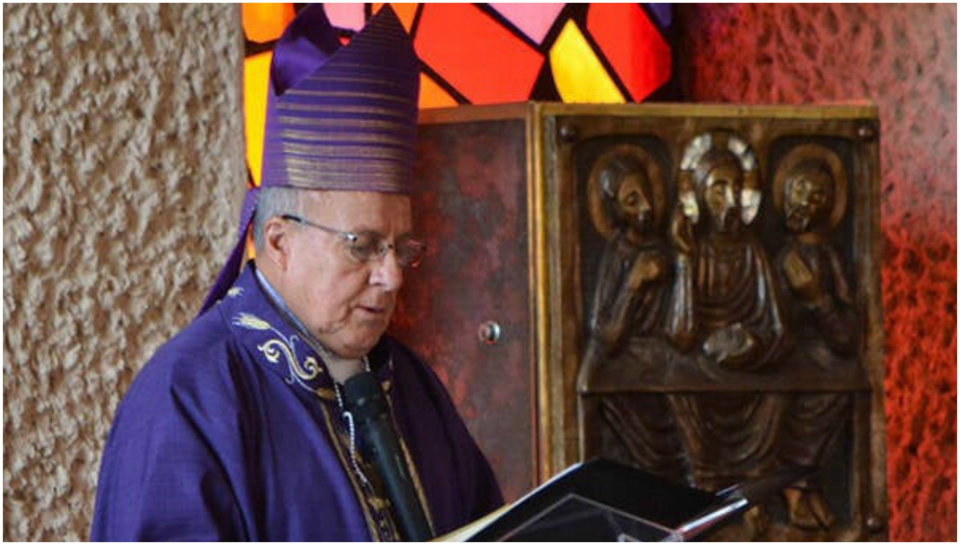 El arzobispo de San Luis Potosí recupera aquello para lo que nació la excomunión: expulsa de la Iglesia a unos ladrones que profanaron la Eucaristía El arzobispo de San Luis Potosí recupera aquello para lo que nació la excomunión: expulsa de la Iglesia a unos ladrones que profanaron la Eucaristía